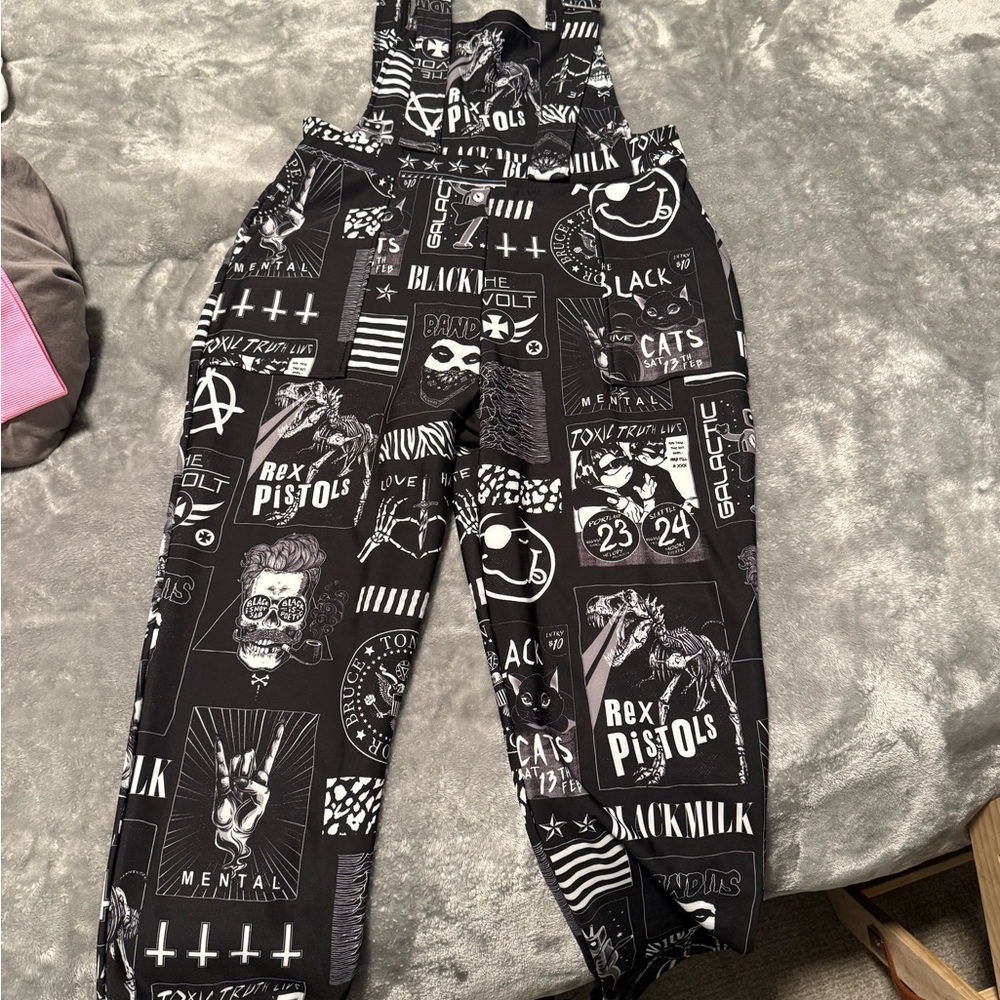 Black Graphic Print Men's Pants